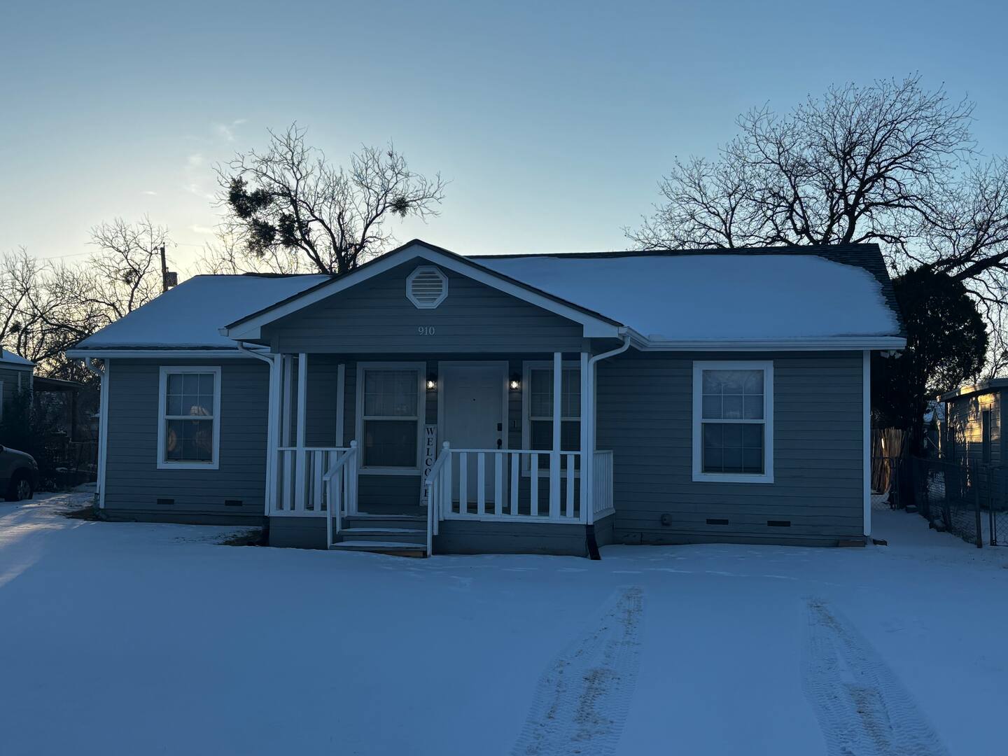 Winter exterior view of Sunset Cottage in Abilene